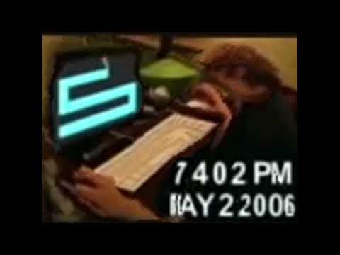 Guy punches through the monitor in FEAR in Content Aware Scale