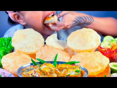 ASMR Crispy Poori With Paneer Gravy Eating Vlog,  바삭한 푸리와 파니르 그레이비 먹기  @DikshaPatgiri