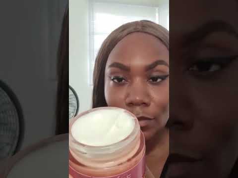 GRWM Moisturing Skincare Routine #grwme #grwmskincare #naturalskincare #moisturisingcream #clarissa