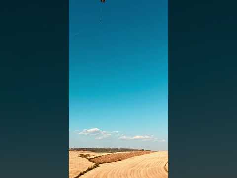 Kite line screaming in the wind. #kite #kiteflying #kiteaerialphotography