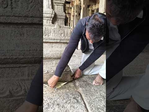 Floating pillar at Veerabhadra Temple, Lepakshi