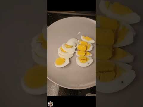 Charcen Flor is live Two ways of cutting boiled egg #trending #viral