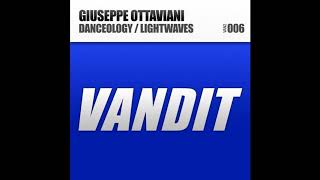 Giuseppe Ottaviani - Lightwaves (Original Mix)