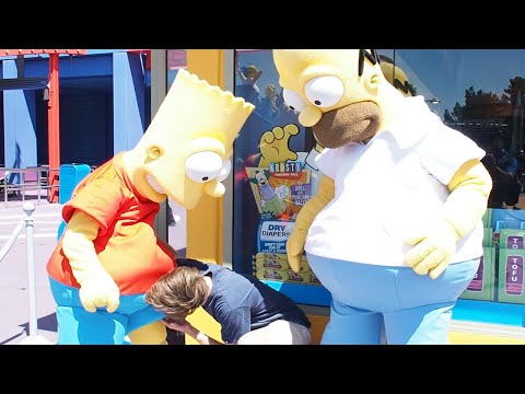 SIMPSONS THEME PARK! - (He's sucking Bart's D*ck)