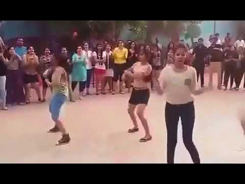 girls dance competition