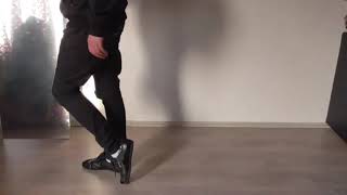 How to Moonwalk (Dance Moves Tutorial Michael Jackson