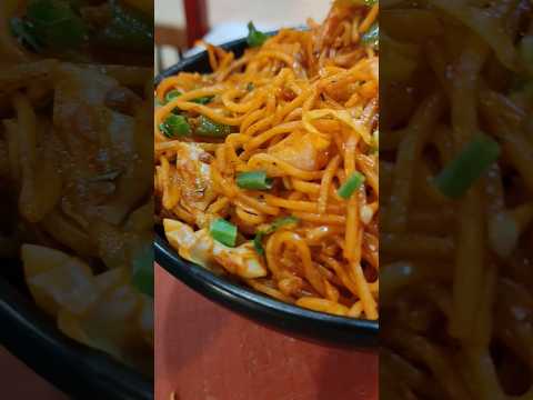 chilli Garlic Noodles 🍜 #trending #food #chilli #noodles #chinese #video #youtubeshorts #viral