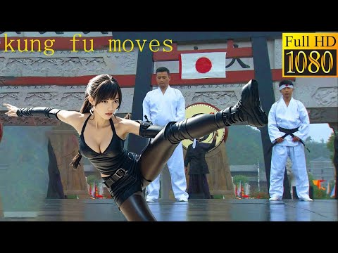 Kung Fu movie! Kung Fu girl effortlessly defeated the arrogant samurai on the ring.