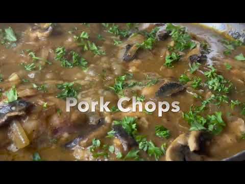 Skillet Smothered Pork Chops & Gravy - I Heart Recipes