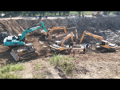 Amazing! Big Excavator Stuck In Clay Mud For 5Day Recovery Successful By 4 Excavator & Bulldozer