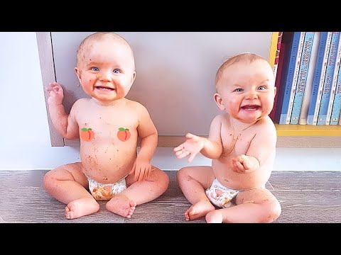 Cutest Twin Babies Videos of the Week - Try Not To Laugh