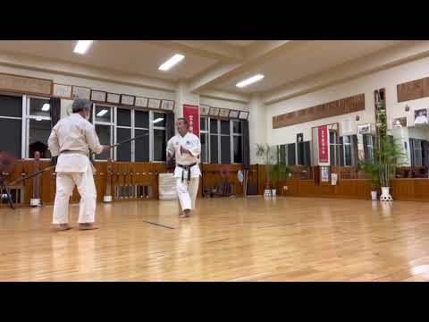 Bo vs Kumitekko practice 棒対組鉄甲稽古中 #信武舘 #古武道 #karate #shimbukan #okinawa #空手 #kobudo #沖縄