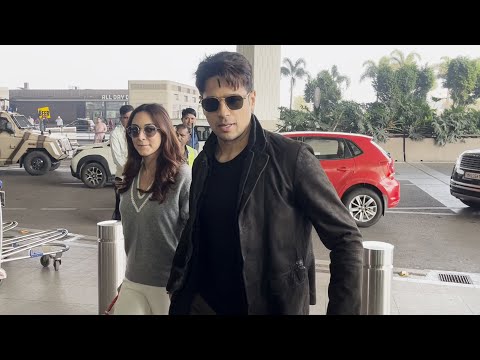 Kiara Advani With Her Husband Sidharth Malhotra Spotted At Airport