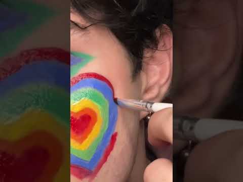 color changing makeup 😳