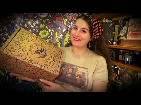 Fairyloot CASTLES CRUMBLING October Unboxing 🧚🏻‍♀️📚 BEST Fairyloot Box EVER?!?!