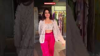 Divya Pillai- യുടെ Variety Dress Changing🤩😍