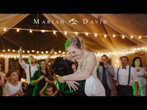 Karaoke & Dancing // Fun Wedding in Boise, Idaho // Mariah + David