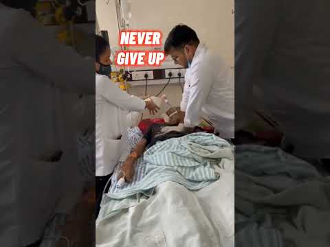 Dr. Saves patient life 😱🤔☺️ #doctor #icu #icucare #viralvideo #patient #hospital #shortsvideo