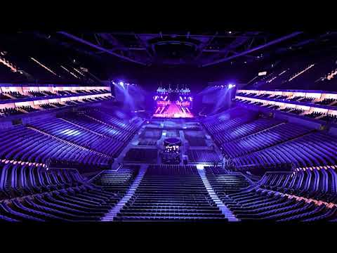 Katy Perry - I Kissed A Girl (Empty Arena)