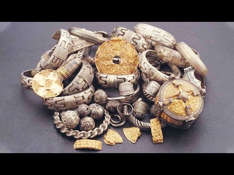 12 Most Incredible Finds Of Treasures And Ancient Artifacts