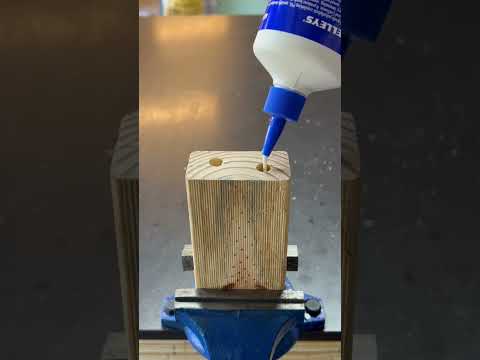 Woodworking tip, simple solid 90 #handyman #handytips #tipsandtricks #diy #tips