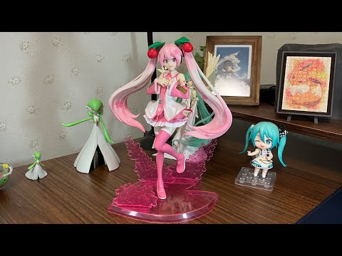 Hatsune Miku Luminasta (Sakura Miku Ver.)