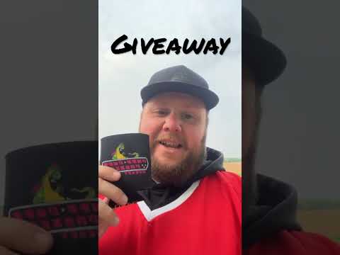 #giveaway #giveaways #hockeylover #hockeygame #hockeygram #hockeyfan #hockeygram #hockey #hockeylove