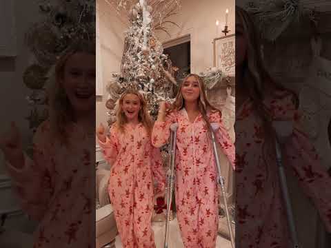 ITS OFFICIALLY CHRISTMAS TIME!! #viralvideo #onsies #besties #christmas #viralvideo