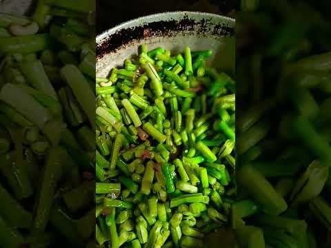 Barbatti kobari fry curry.