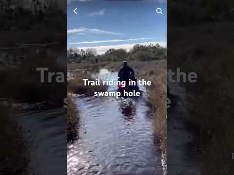 Riding through deep mudhole 👀😳💪#dirtbike #youtubeshorts #mudding #atv#trails