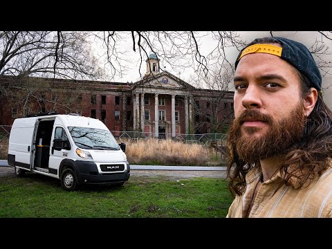 Vanlife Stealth Camping in Georgia's Abandoned City