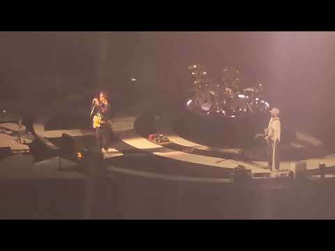 Blink 182 band meeting Columbus ohio the schottenstein center 8/13/24