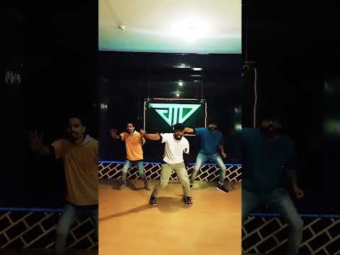 Paala palli #kaduva #dance #folk #prithviraj #malayalam #song