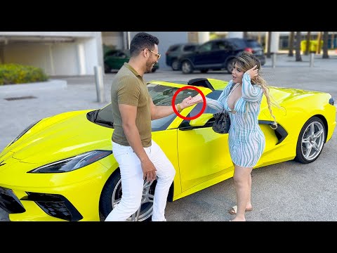 Palm Reader Exposes Gold Digger!!