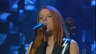 Neko Case ft. The Sadies - Hold On, Hold On (Conan 2006)