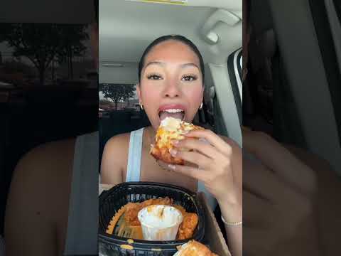 Crispy tenders with pizza bread #eatinsounds #foryou #food #mukbang