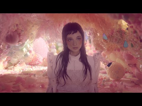 Poppy - Flux (Official Video)