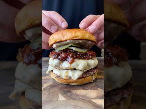 The ultimate smash burger with bacon jam #asmr #cooking