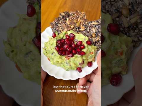 Pomegranate Guacamole 🥑