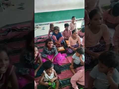 बच्चे हिंदी वर्णमाला पूरे जोश के साथ पढ़ते हुए #hindivarnamala #shortvideo