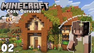 Building My Starter Home! | Minecraft Survival Let's Play | Episode 02 🐝