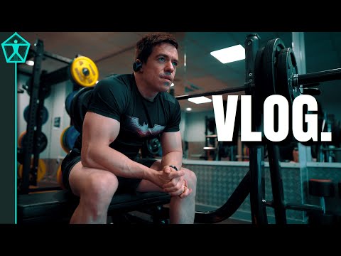 Three Weeks of Training Like Batman. And parenting. And Gaming - A Vlog