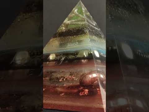 Orgonite Pyramids - using Orgonites to Attract SPECIFIC Energy #orgonites #orgone