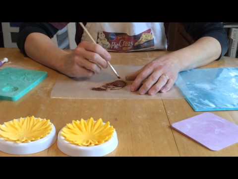 Gum Paste Flowers: How to Make Sunflowers