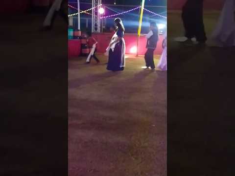 Famous garba hamare ahiwara Ka #shorts #ytshorts #garbadance #garba #dandiya