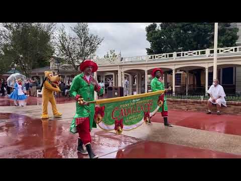 Rainy Day Christmas Cavalcade 2020 - Part 1 of 2 (w/Mickey) - Magic Kingdom Park - Walt Disney World