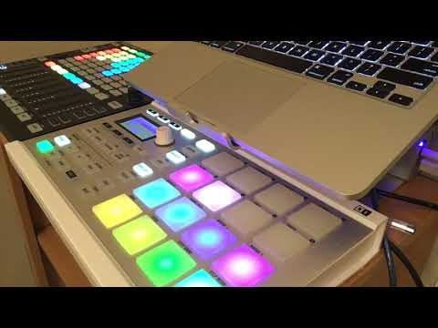 Maschine Mikro and Maschine Jam - Living Room Jammin' - Unedited