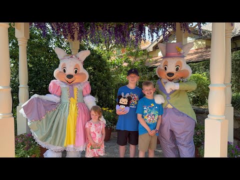 Mr. and Mrs. Bunny at Disney’s Magic Kingdom and The Grand Floridian Easter Eggs!