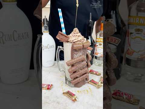 Twix Chocolate Gladiator #cocktail #chocolate #twix #icecream