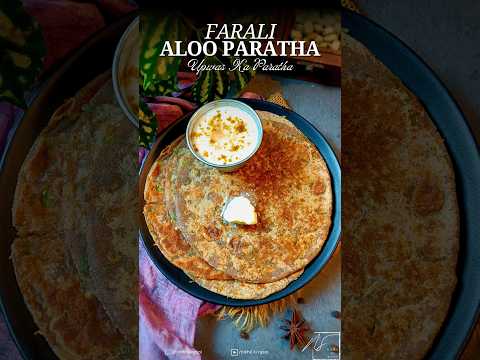 Upwas ka Paratha | Vrat Special Aloo Paratha | Singhare Ka Paratha | Upwas ka Khana | #shorts